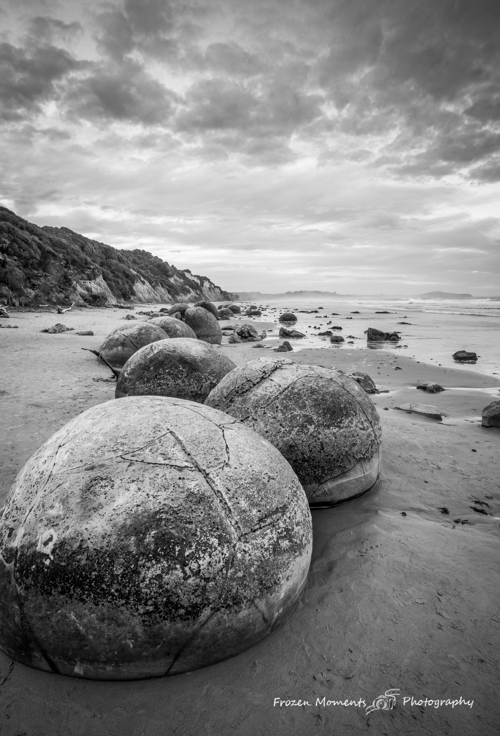 Moody Rocks of Moreaki